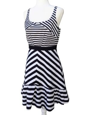 McGinn Black & White Striped Cocktail Dress Women's size 8
